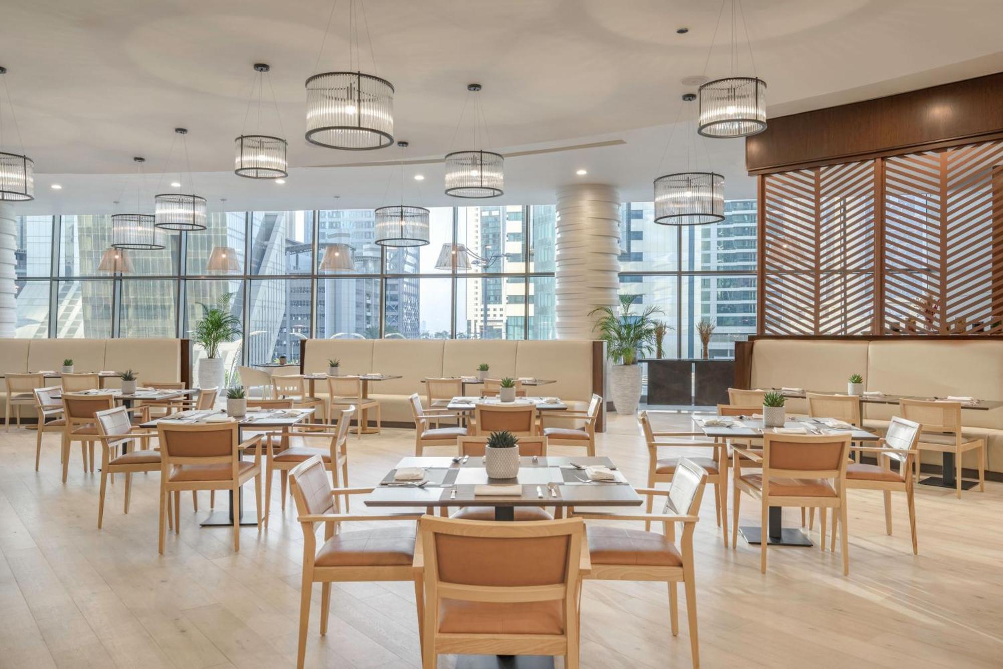 Le Meridien City Center โดฮา ภายนอก รูปภาพ